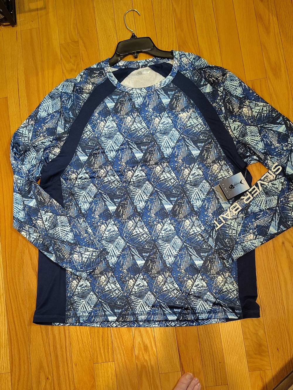 Silver Bait Men's Navy & Light Blue Geometric Rash Guard